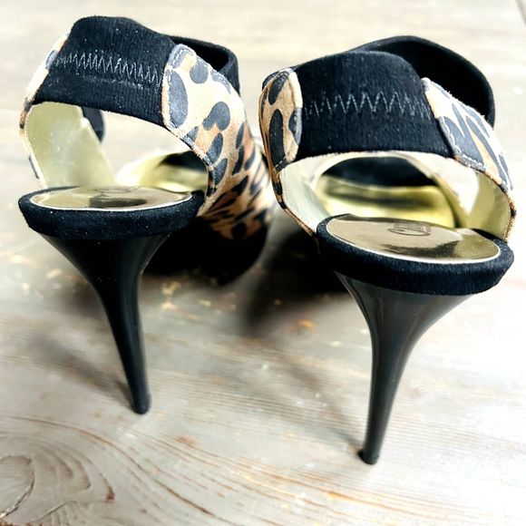 Carlos Santana Women's Suede Leopard Print Peep Toe Platform Stiletto Pumps NIB - Picture 15 of 16